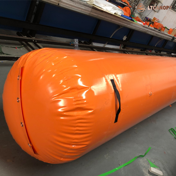 Orange A Long Lightweight Flexible Temporary Flood Barrier Quick Deploy   A Long Lightweight Flexible Temporary Flood Barrier Quick Deploy Infatable Flood Barrier Supplier In 